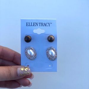 Pearl earrings